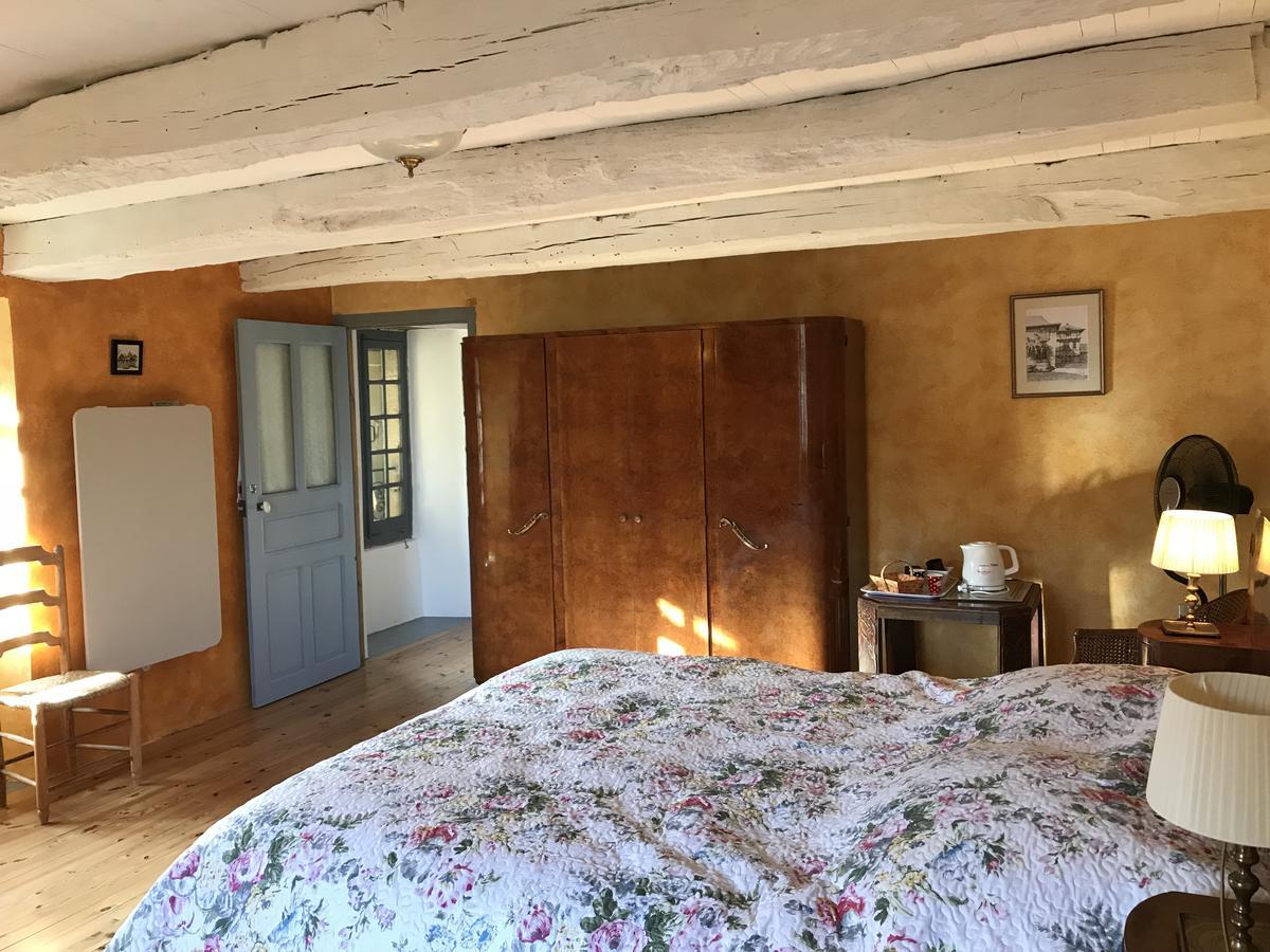 Portail Haut Acomodação com café da manhã Previnquieres Exterior foto